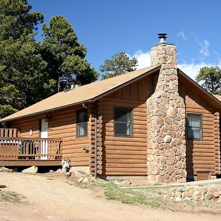 استيس بارك Lazy R Cottages With Hot Tubs By Rocky Mountain Resorts المظهر الخارجي الصورة