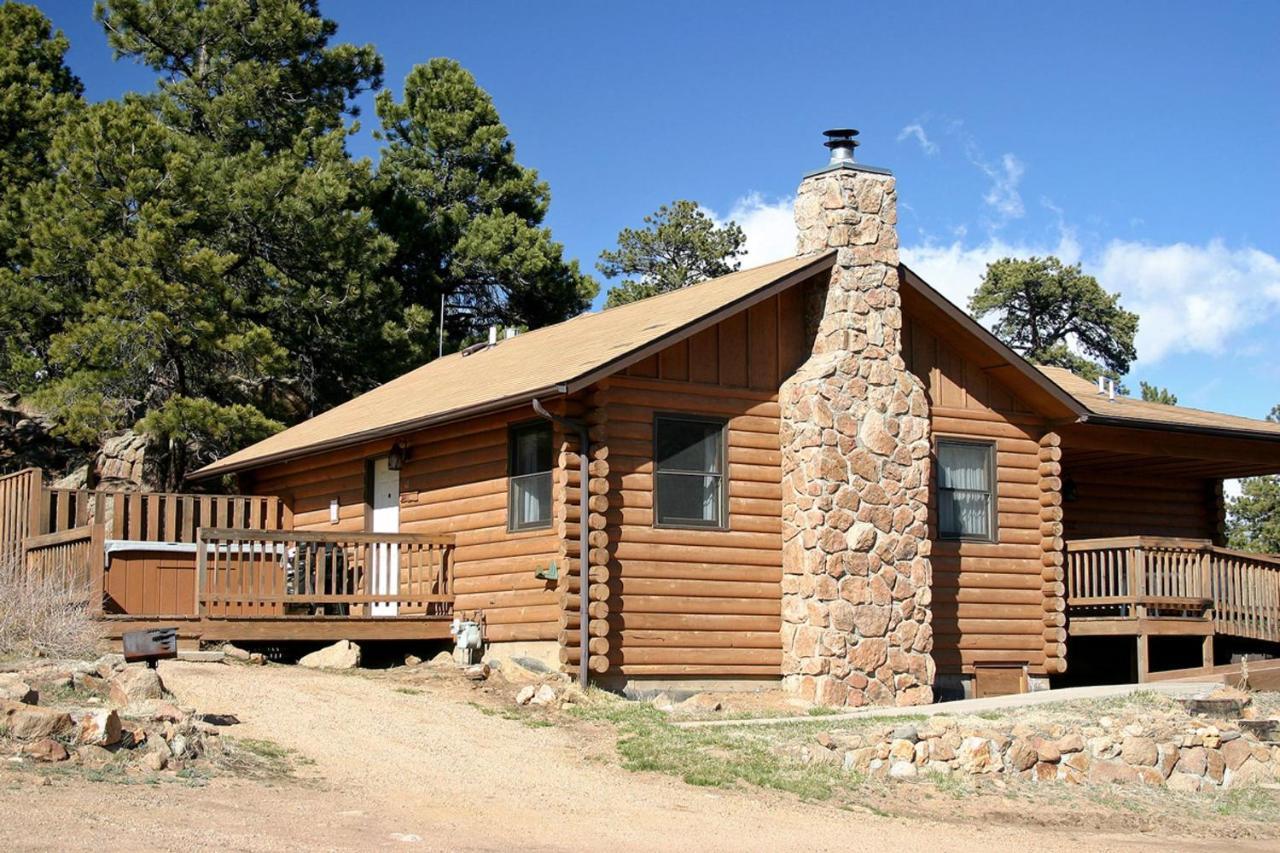 استيس بارك Lazy R Cottages With Hot Tubs By Rocky Mountain Resorts المظهر الخارجي الصورة